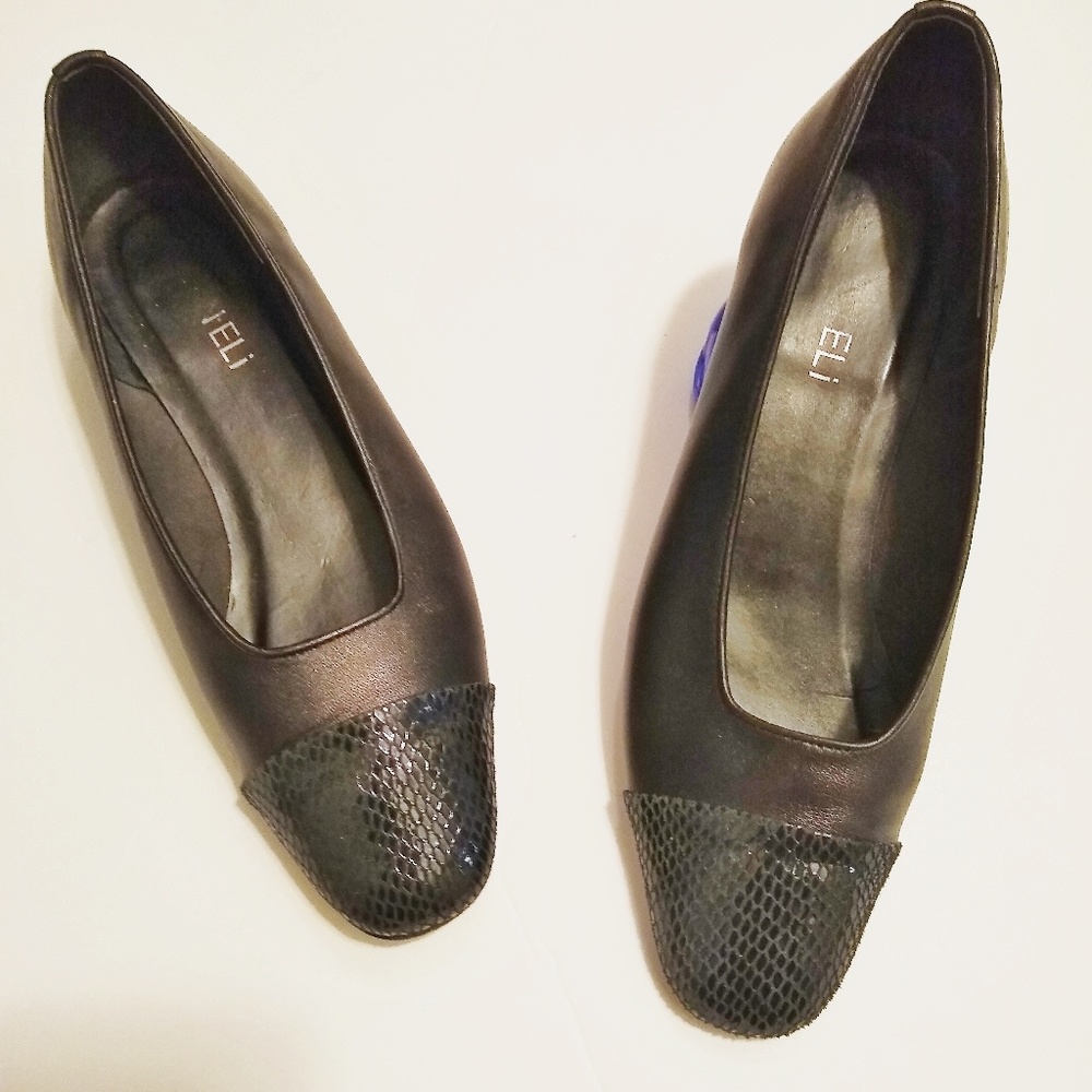 VAN ELI  Vaneli black leather snake print flats, 7